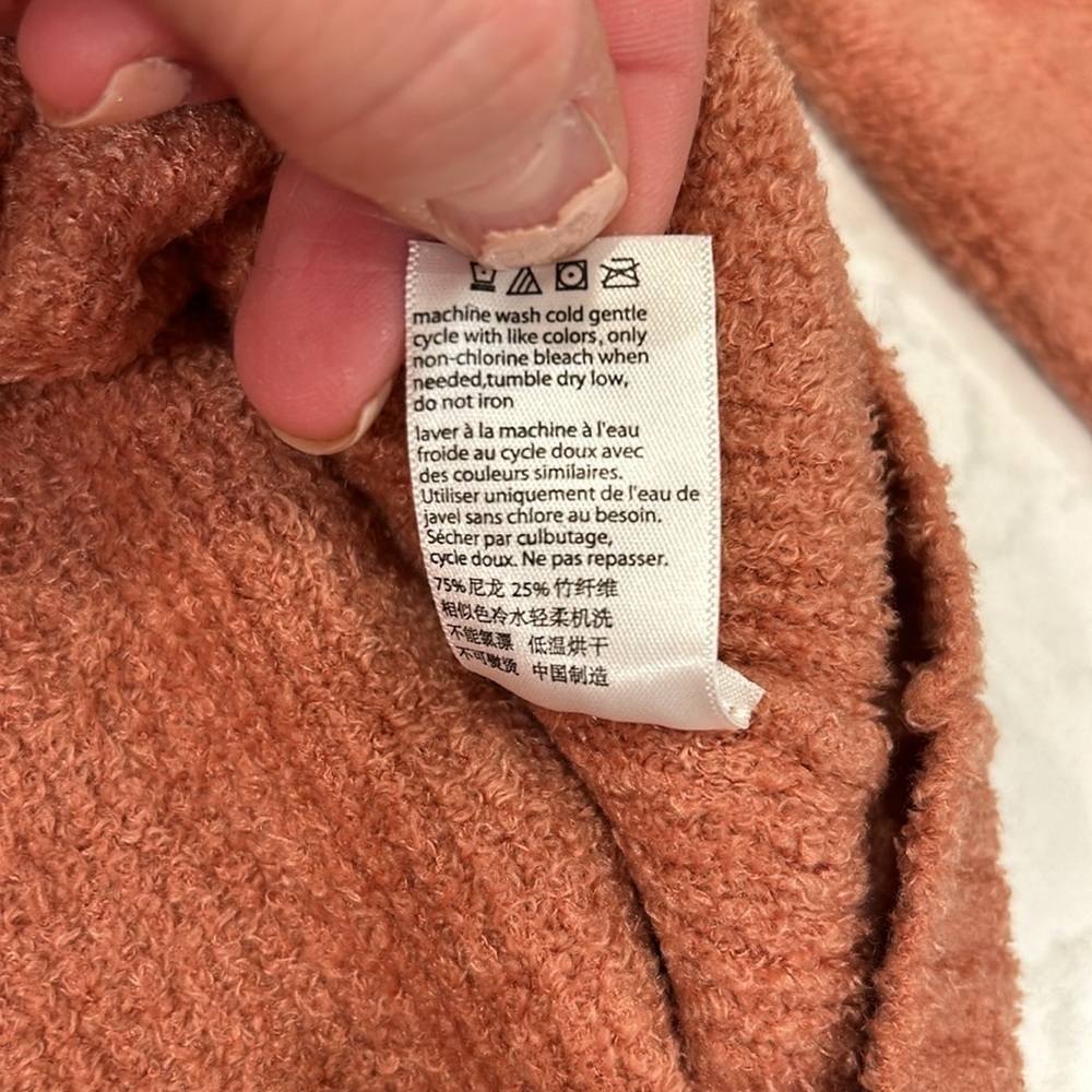 Barefoot Dreams CozyChic Lite Patch Pocket Hooded Pullover Amber Glow 1X - Picture 10 of 10
